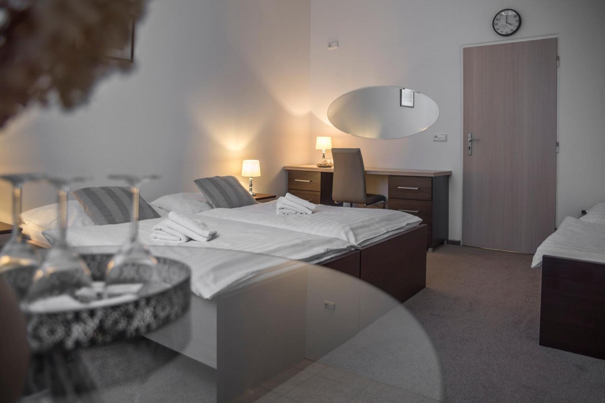 CLASSIC apartmány Třinec Esterno foto