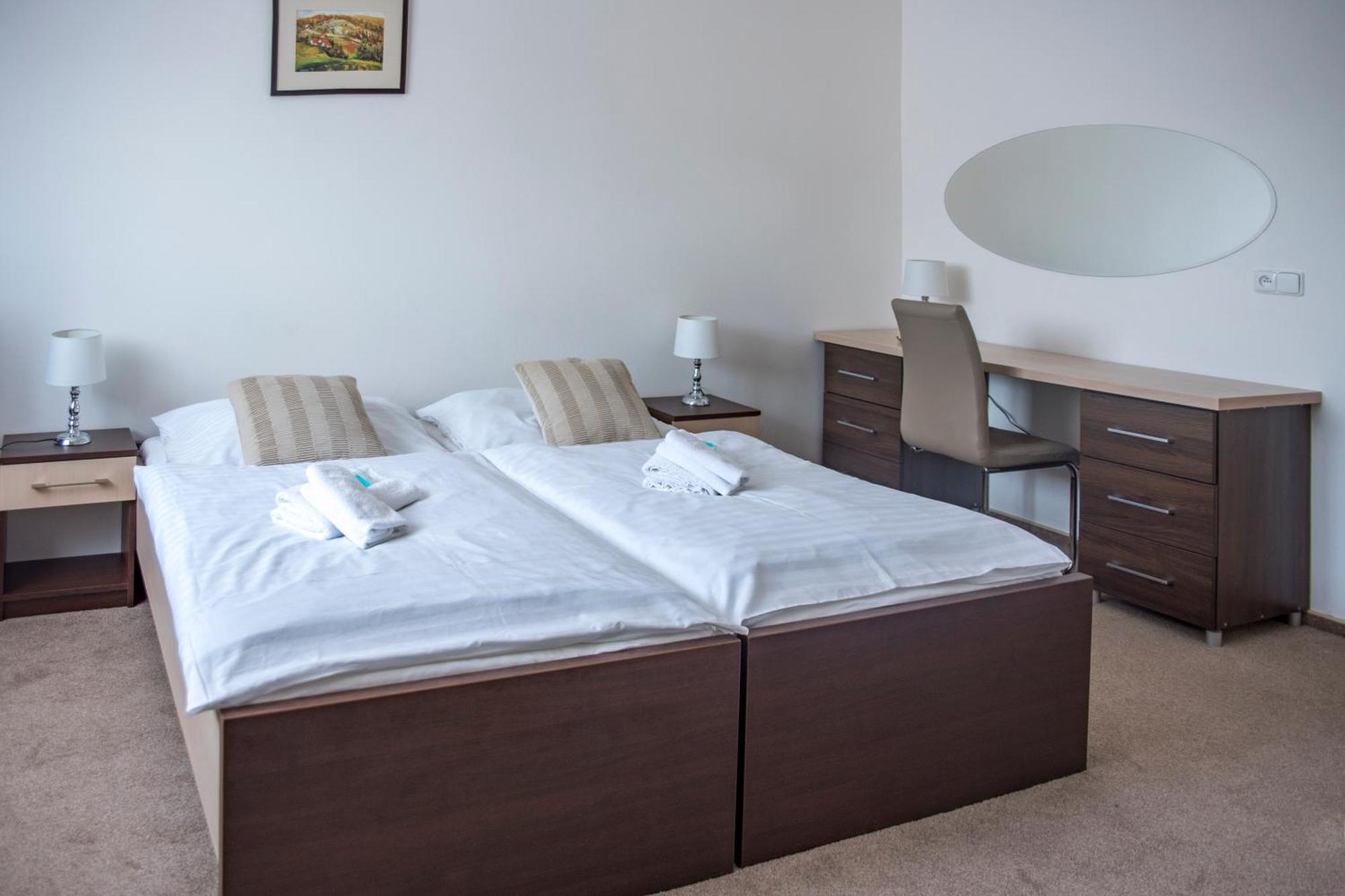 CLASSIC apartmány Třinec Esterno foto